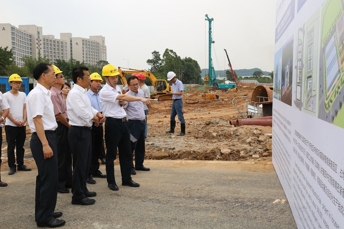 Guangzhou Development and Reform Commission Party Secretary, Director Zhou Jianjun visit Research Institute of Greatoo in Guangzhou